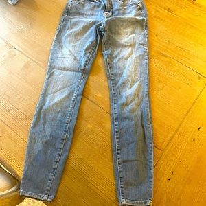 Light wash hood american skinny jeans used lightly